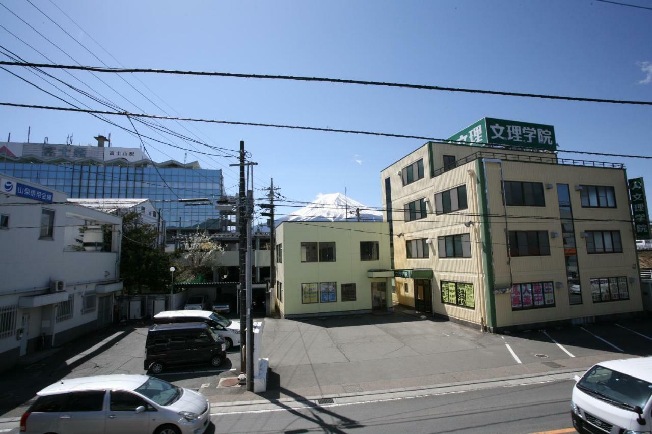 Fujiyama Base Bed & Breakfast Fujiyoshida Exterior photo